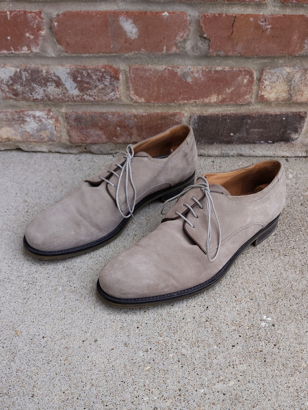 VINCE Suede Leather Oxford Dress Lace Up Shoes Size 9 Taupe Old Money Neutral